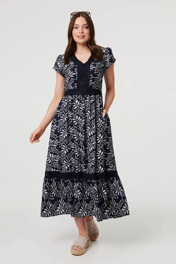 Leaf Print Lace Trim V-Neck Midi Dress