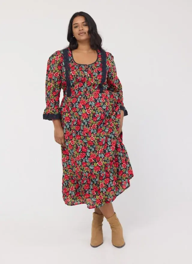 Joanie Clothing Eleri Antique Rose Print Crochet Trim Prairie Dress 