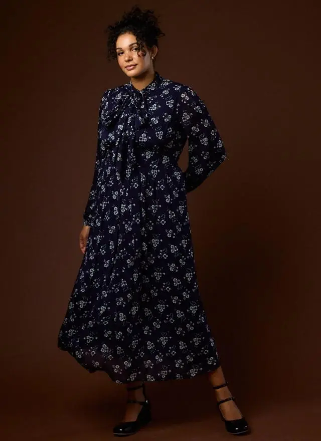 Joanie Clothing Lavinia Floral Print Pussybow Midaxi Dress 