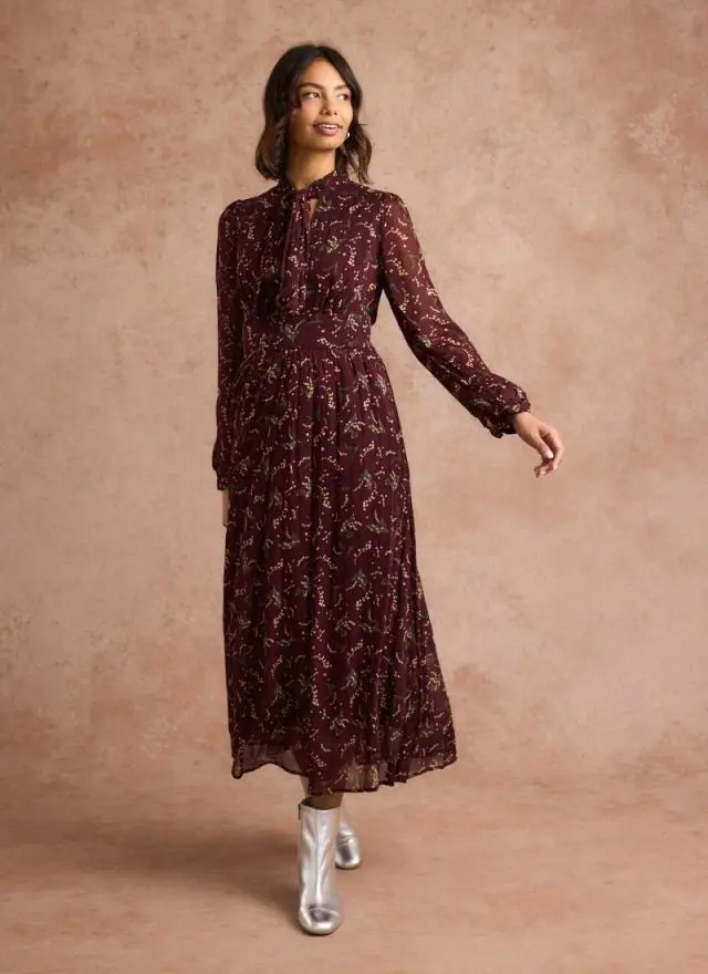 Joanie Clothing Lavinia Floral Print Pussybow Midaxi Dress 