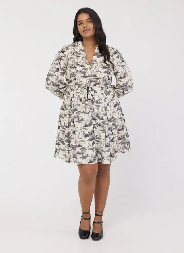 Joanie Clothing Barbara Toile De Jouy Print Button