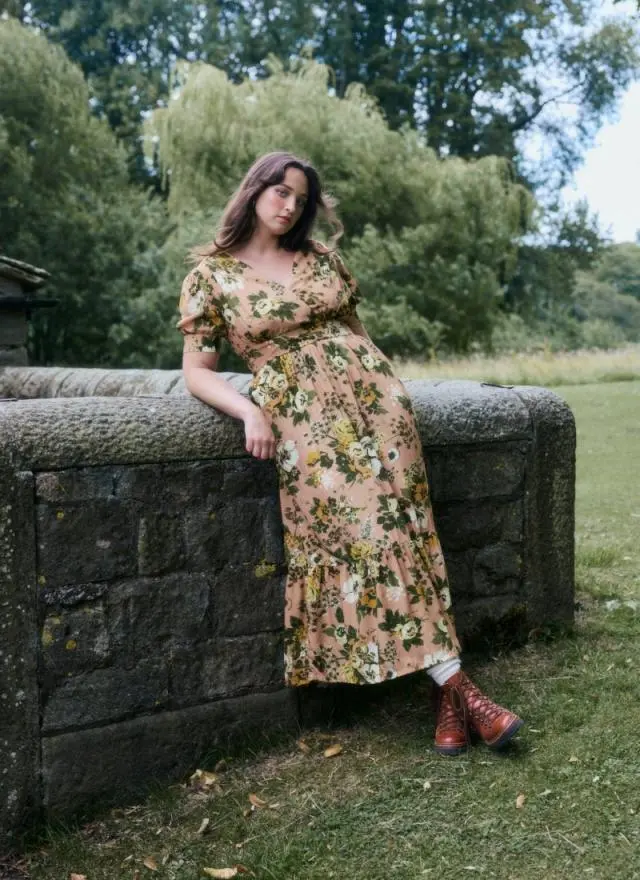Joanie Clothing Albertine Floral Wallpaper Print Midaxi Dress