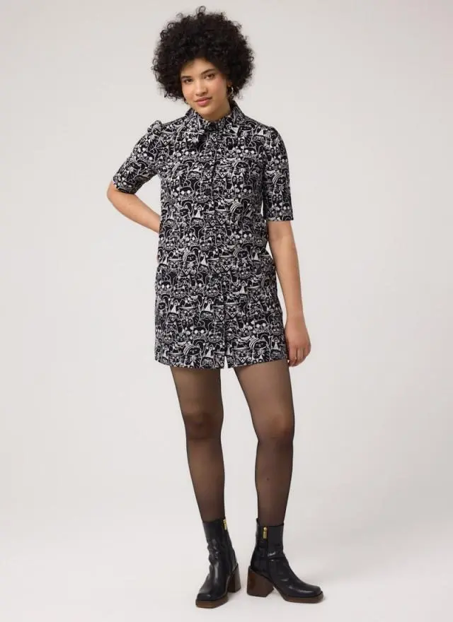 Joanie Clothing Anderson Cat Print A