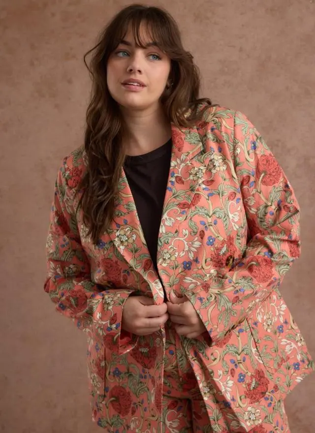 Joanie Clothing Richy Vintage Floral Print Soft Tailored Blazer