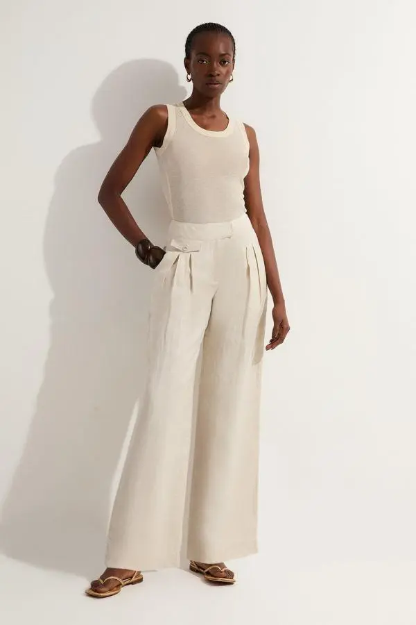 Viscose Linen Pleat And Pocket Detail Woven Straight Leg Trouser - Brown