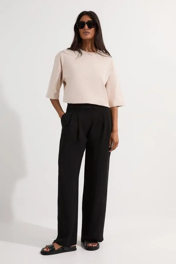 Soft Tailored Straight Leg Tailored Trousers - Black