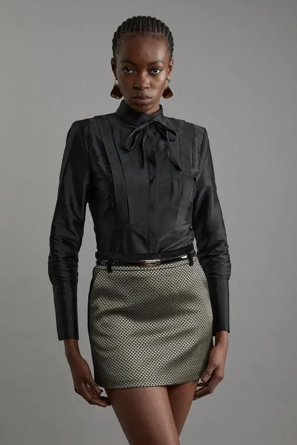 Geo Jacquard Velvet Mix Tailored Mini Skirt - Geo