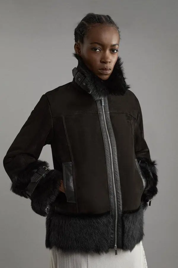 Shearling Buckle Detail Zip Through Coat - Black