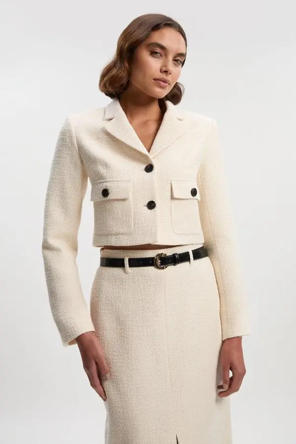 Petite Textured Tweed Pocket Front Tailored Cropped Jacket - Cream