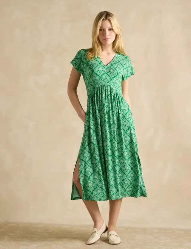 Joules Women's Jersey Printed V-Neck Midaxi Waisted Dress