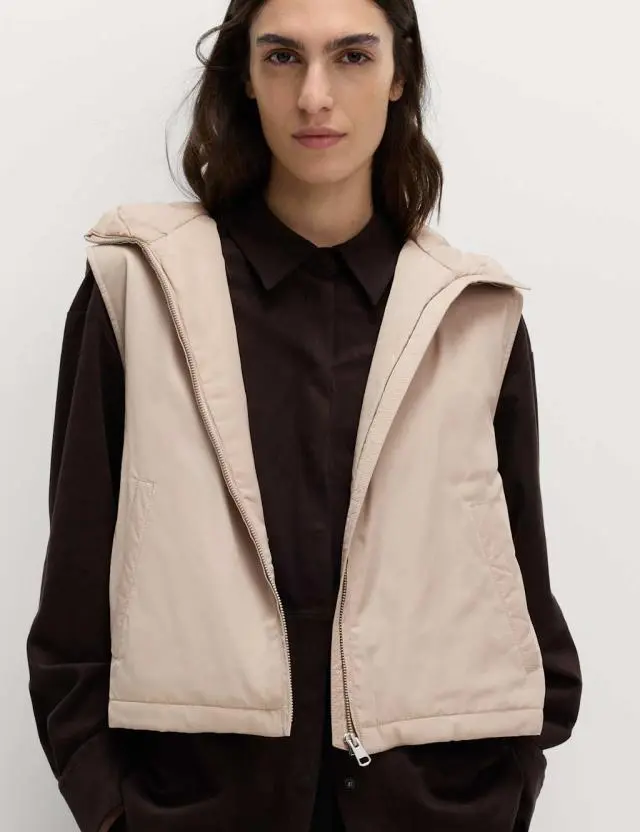 M&S Women's Waterproof Padded Hooded Cropped Gilet