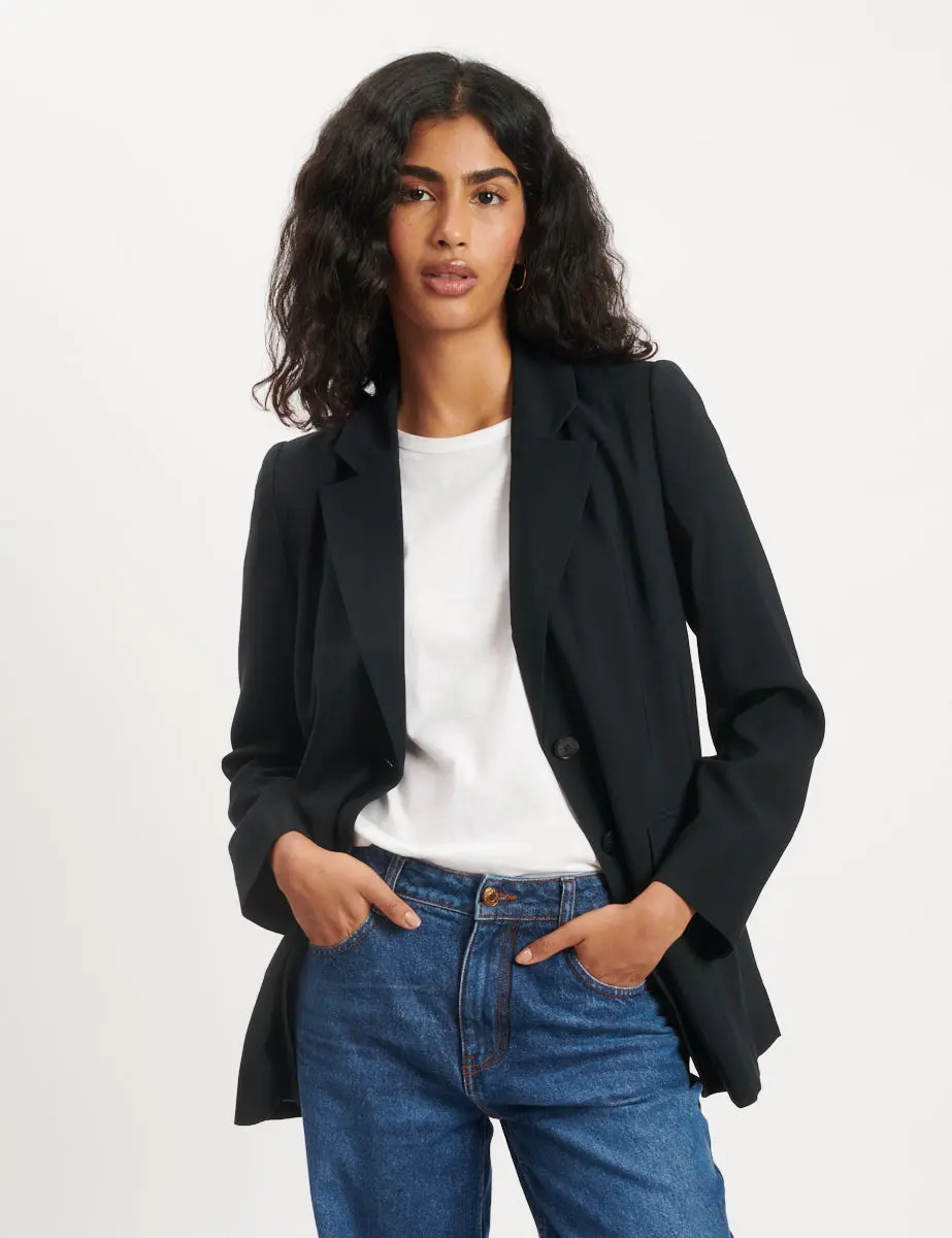 Women's black blazer with pockets hotsell