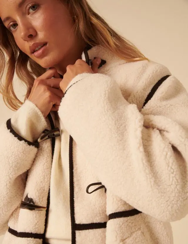 White Long Borg Duffle Coat