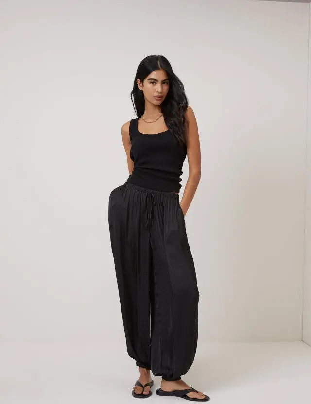 Black Balloon Cuffed Trousers