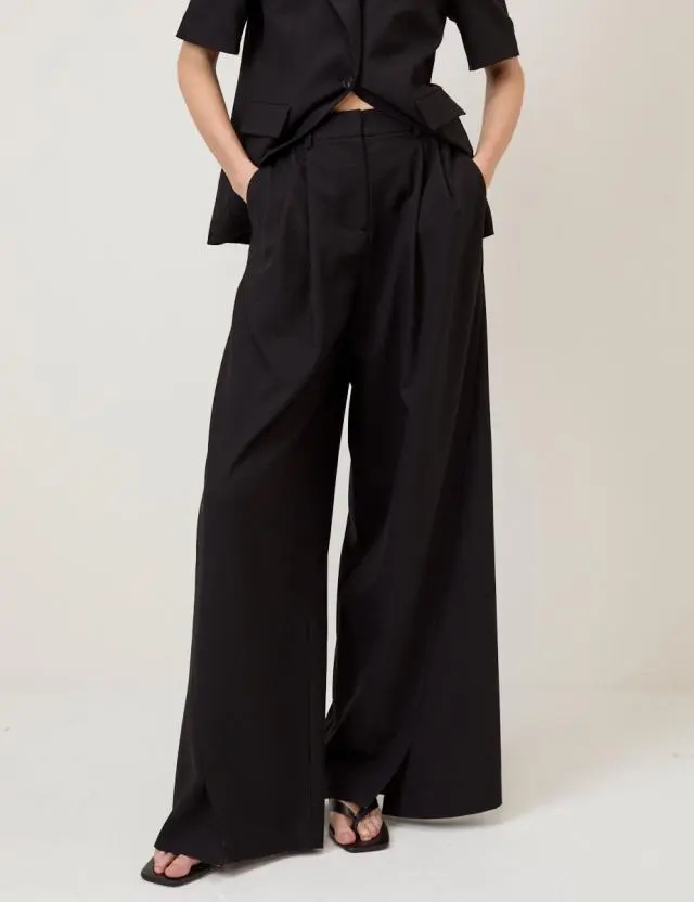 Black Pleated Wide Leg Trousers