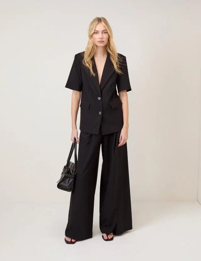 Black Short Sleeve Boyfriend Blazer