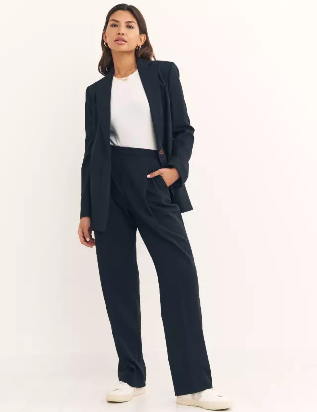 Black Tailored Bonnie Blazer