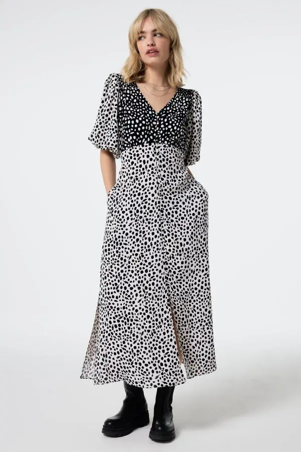 White with Black Mix Cheetah Puff Sleeve Midi Tea Dress