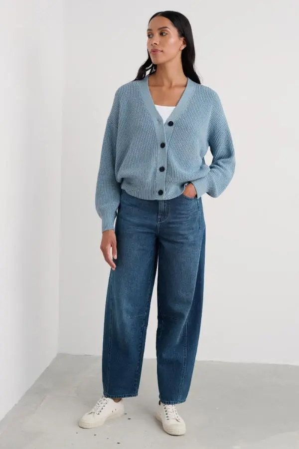 Gwenver Barrel Leg Jeans