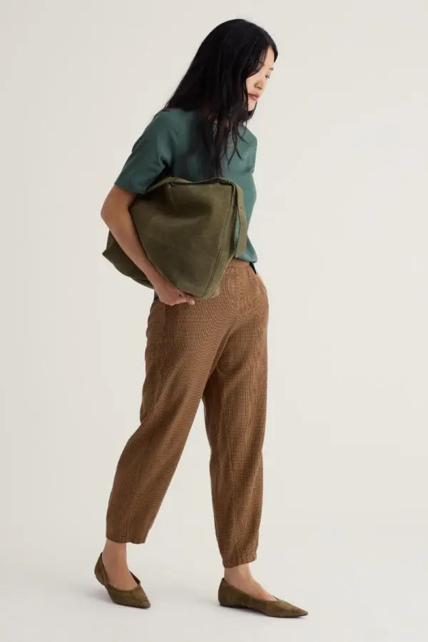 Vow Cave Tapered Trousers in GOTS-Certified Organic Cotton