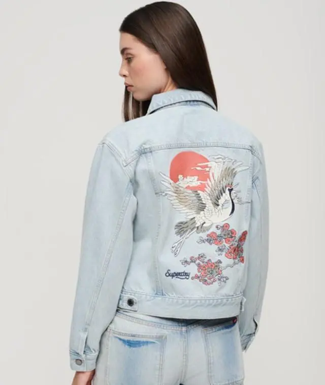 Superdry & Co Women's Embroidered Denim Trucker Jacket Blue / Echo Light Vintage - 