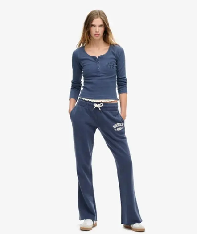 Superdry Women's Athletic Essentials Low Rise Flare Joggers Navy / Mariner Navy - 