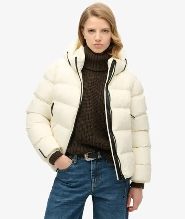 Superdry Women's Hooded Sports Puffer Jacket White / Off White - 