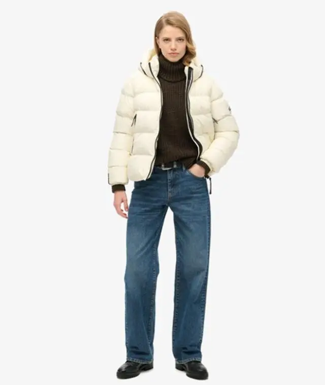 Superdry Women's Hooded Sports Puffer Jacket White / Off White - 