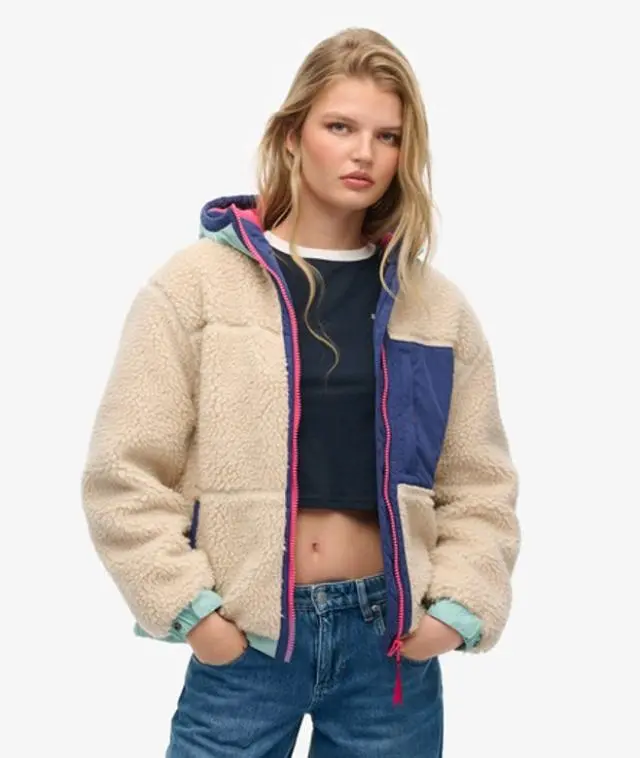 Superdry Women's Vintage Hooded Sherpa Jacket Cream / Vintage Ecru - 