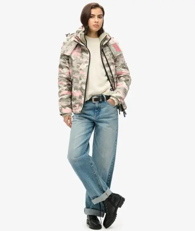 Superdry & Co Women's Hooded Mountain Windbreaker Jacket Green / Seagrass Green Pink Camo - 