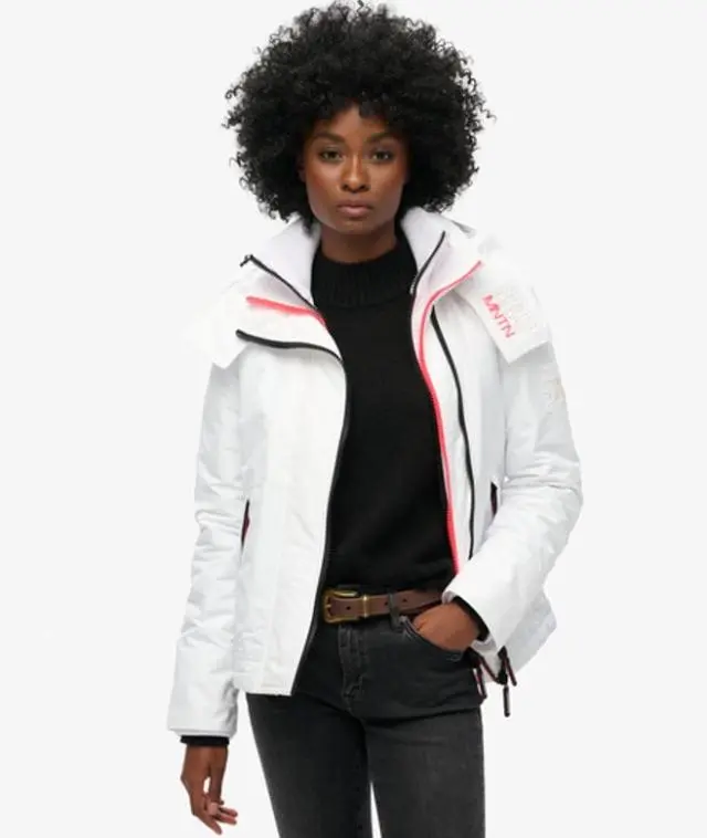 Superdry Women's Hooded Mountain Windbreaker Jacket White / Optic - 