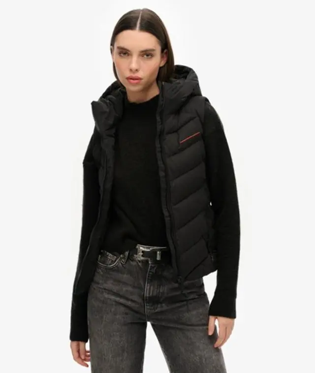 Superdry Women's Lightweight Hooded Microfibre Padded Gilet, Black, 