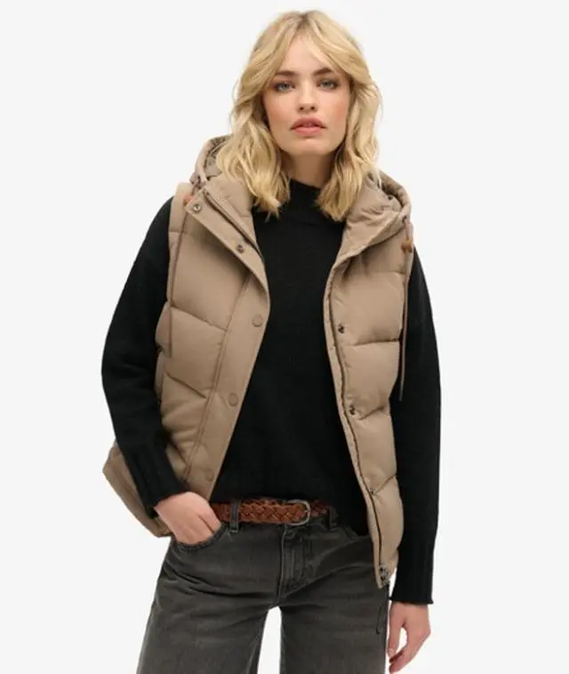 Superdry Women's Everest Slim Fit Hooded Puffer Gilet, Light Brown, 