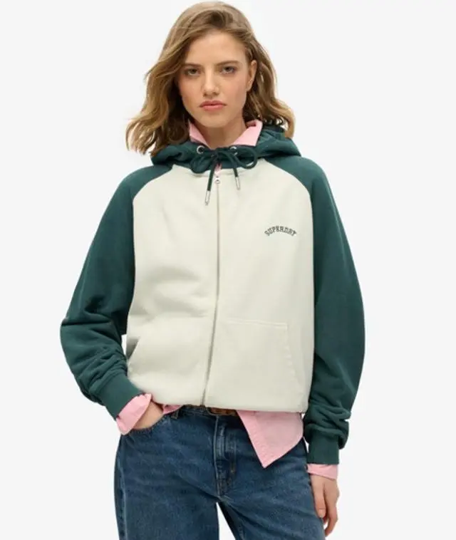 Superdry Women's Essential Logo Oversized Raglan Zip Hoodie Cream / Desrt Bone Off Wht/d Pne Green - 