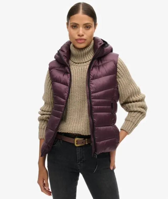Superdry Women's Hooded Fuji Quilt Padded Gilet Purple / Smoky Aubergine Purple - 