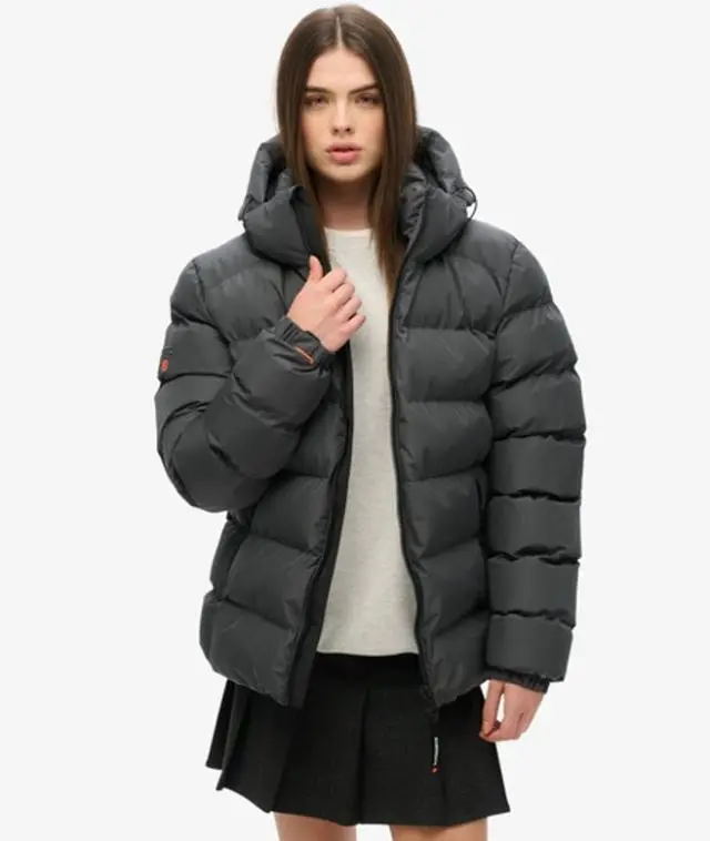 Superdry Women's Oversized Hooded Sports Puffer Jacket Dark Grey / Ebony - 