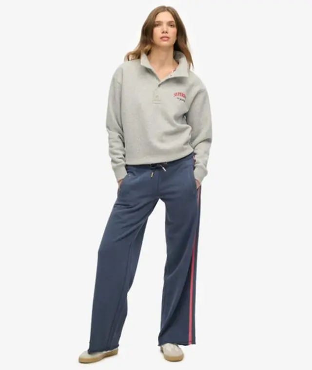 Superdry Women's Athletic Essentials Logo Straight Joggers Navy / Lauren Navy - 