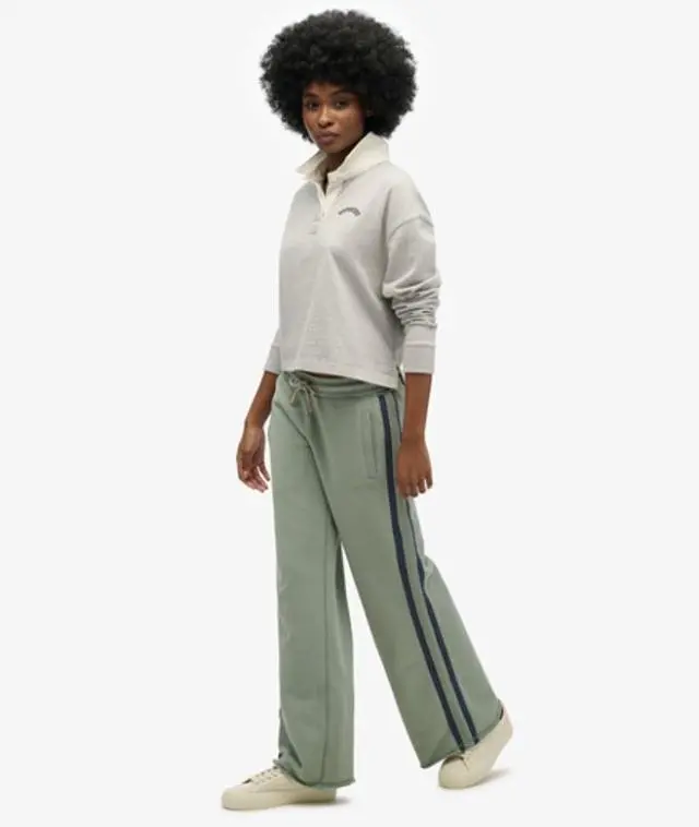 Superdry & Co Women's Athletic Essentials Logo Straight Joggers Green / Lily Pad Green - 