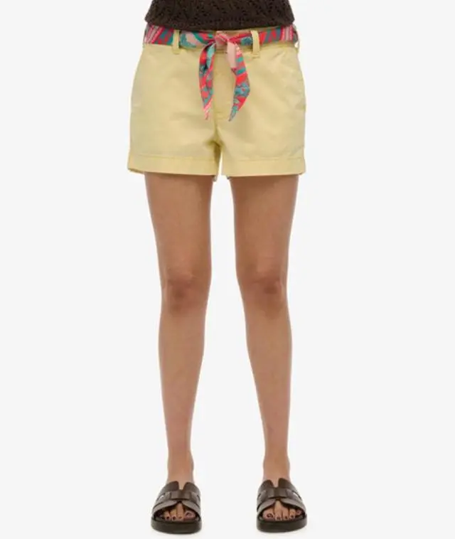 Superdry Women's Classic Chino Shorts Yellow / French Vanilla Yellow - 