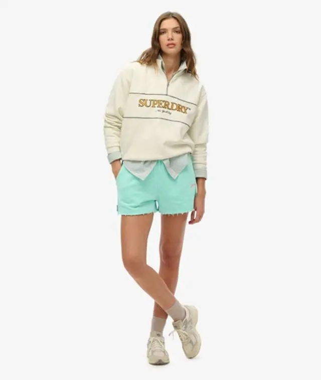 Superdry Women's Essential Logo Garment Dye Shorts Green / Spearmint Light Green - 