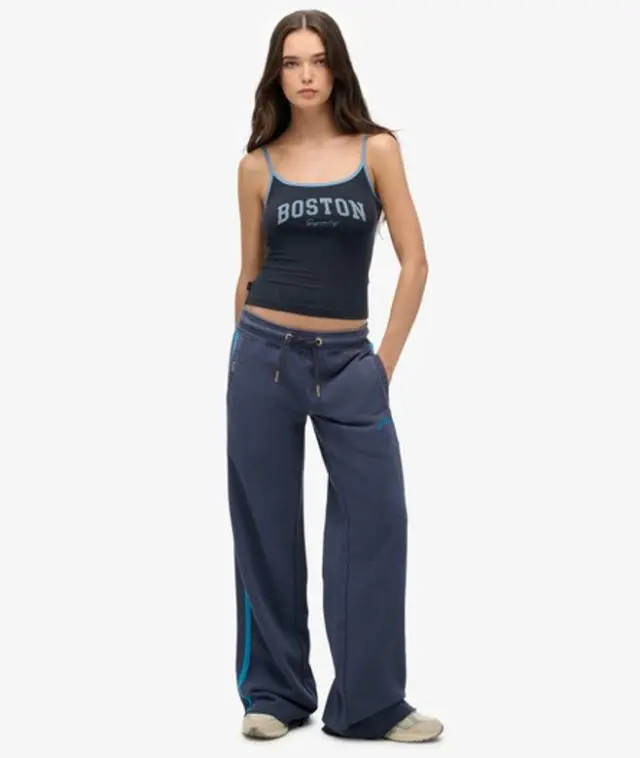 Superdry Women's Athletic Essentials Logo Straight Joggers Navy / Lauren Navy -