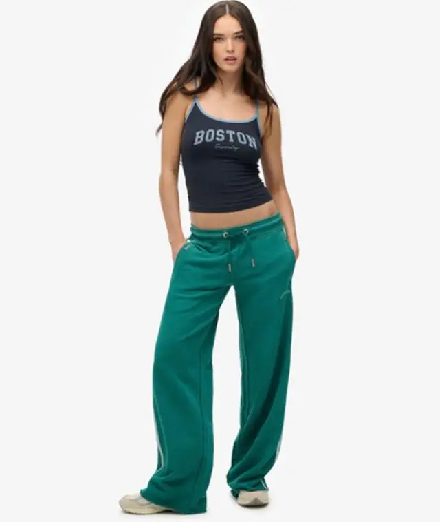 Superdry Women's Athletic Essentials Logo Straight Joggers Green / Alpine Green -
