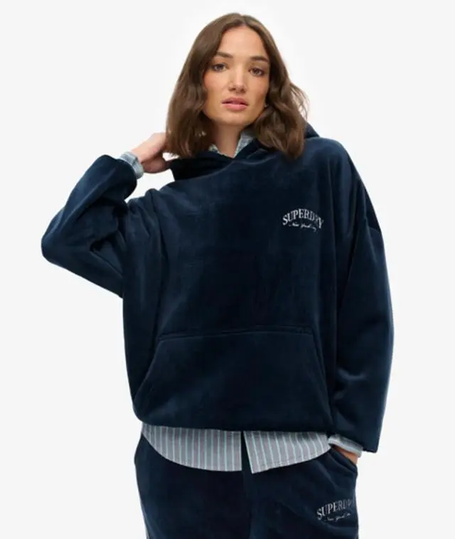 Superdry Women's Country Club Velour Relaxed Hoodie Navy / Rich Navy -