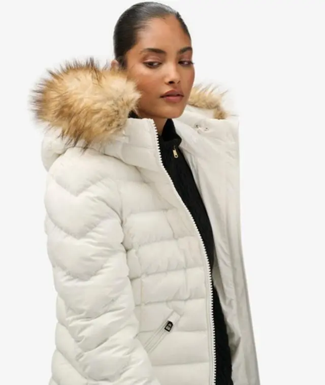 Superdry Women's Fuji Faux Fur Hood Padded Jacket White / Bright White - 