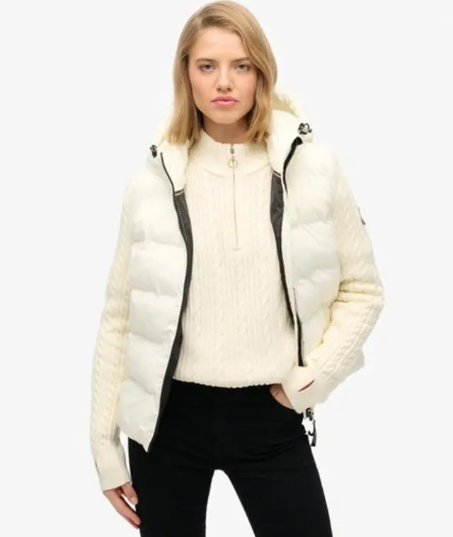 Superdry Women's Cable Knit Sleeve Hybrid Jacket White / Off White - 