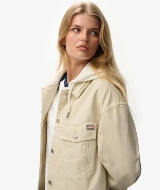 Superdry Women's Relaxed Hooded Trucker Jacket Beige / Oat Bran -