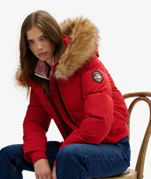 Superdry Women's Everest Hooded Bomber Jacket Red / Varsity Red -