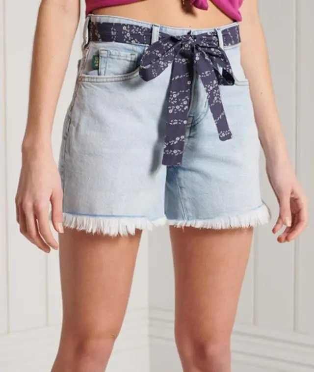 Superdry Women's Vintage Mid Rise Slim Shorts Light Blue / Light Wash Vintage - 