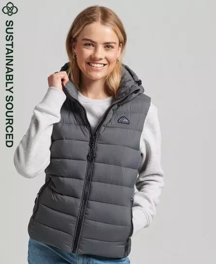 Superdry Women's Hooded Classic Padded Gilet Grey / Football Grid Charcoal - 