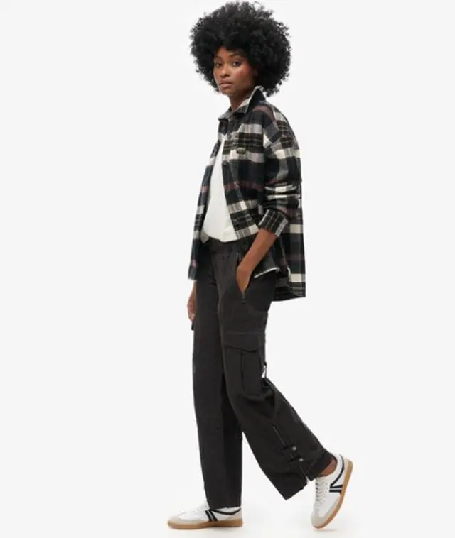 Superdry & Co Women's Low Rise Wide Leg Cargo Pants Black / Washed Black - 
